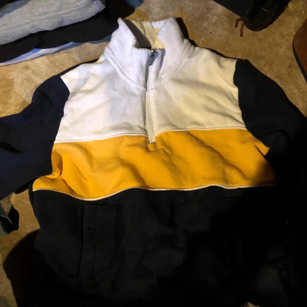 hollister sweater